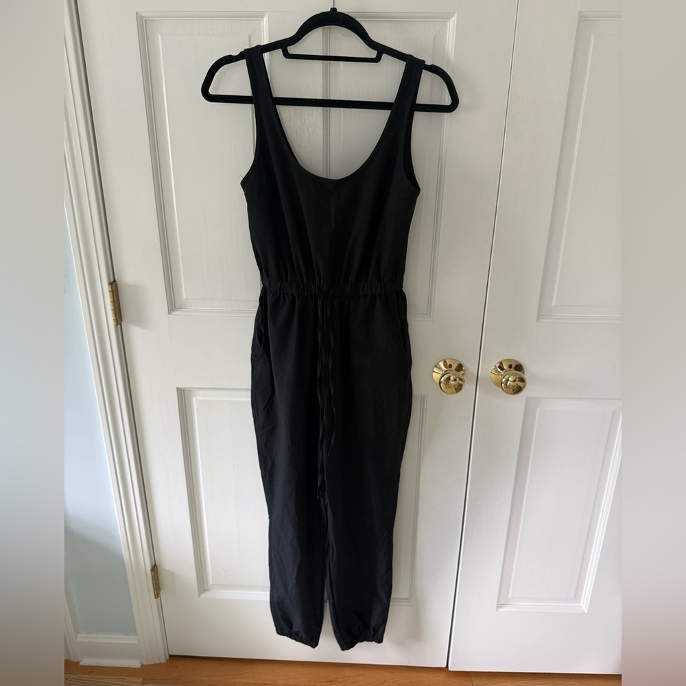 Abercrombie & Fitch Black Sleeveless Scoop Neck Jumpsuit